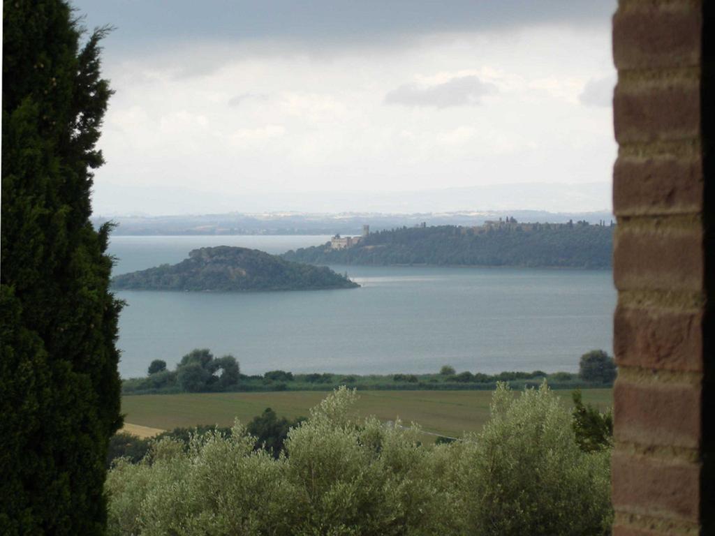 Aparthotel Antico Casale Tiravento Passignano sul Trasimeno Pokój zdjęcie